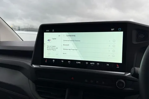 DC75FVO Volkswagen Transporter T28 Panel Van Commerce Pro SWB 150 PS 2.0 TDI 6sp Manual -  Delivery Miles Thumbnail #58