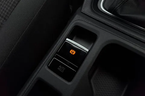 DC75LDU Volkswagen Caddy 2.0 TDI 102PS Commerce Pro Van [Tech Pack] Thumbnail #35