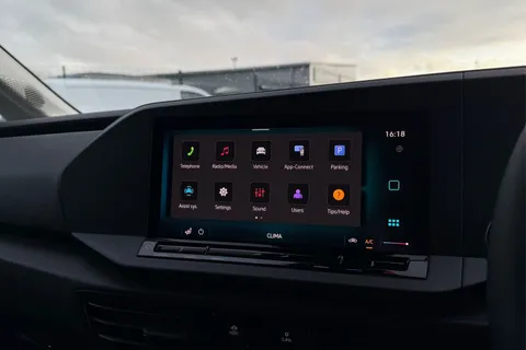 DC75LDU Volkswagen Caddy 2.0 TDI 102PS Commerce Pro Van [Tech Pack] Thumbnail #45