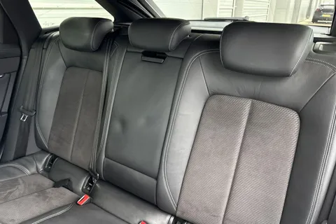 14 of 64 for Audi A6 Avant 2.0 TFSI 45 S line S Tronic quattro Euro 6 (s/s) 5dr