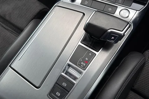 20 of 64 for Audi A6 Avant 2.0 TFSI 45 S line S Tronic quattro Euro 6 (s/s) 5dr