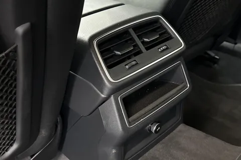 35 of 64 for Audi A6 Avant 2.0 TFSI 45 S line S Tronic quattro Euro 6 (s/s) 5dr