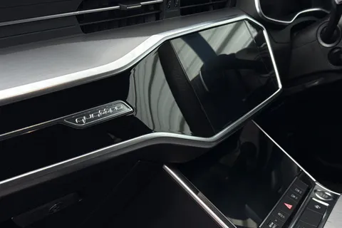 37 of 64 for Audi A6 Avant 2.0 TFSI 45 S line S Tronic quattro Euro 6 (s/s) 5dr