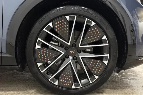 KO74CNZ CUPRA Tavascan 77kWh VZ2 SUV Coupe Auto 4Drive 5dr Thumbnail #10