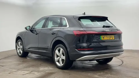 2 of 10 for Audi e-tron Technik 50 quattro 230,00 kW