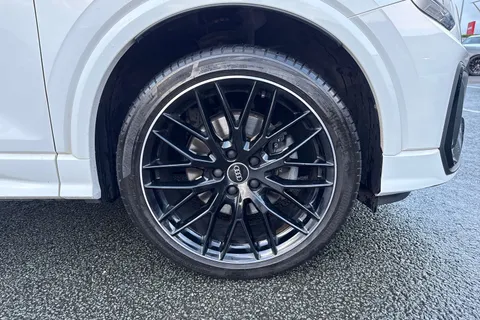 DN71TXE Audi Q2 Black Edition 35 TFSI 150 PS 6-speed Thumbnail #11