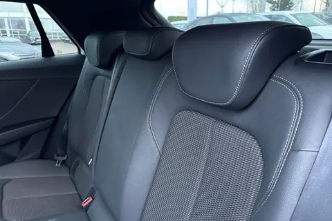 DN71TXE Audi Q2 Black Edition 35 TFSI 150 PS 6-speed Thumbnail #19