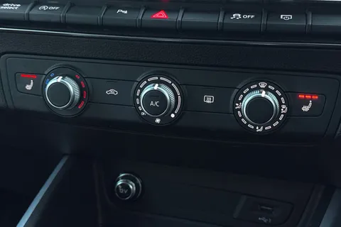 DN71TXE Audi Q2 Black Edition 35 TFSI 150 PS 6-speed Thumbnail #21