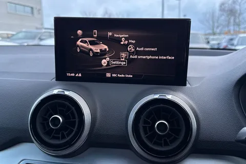 DN71TXE Audi Q2 Black Edition 35 TFSI 150 PS 6-speed Thumbnail #24