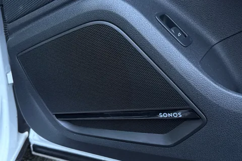 DN71TXE Audi Q2 Black Edition 35 TFSI 150 PS 6-speed Thumbnail #38