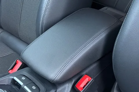 DN71TXE Audi Q2 Black Edition 35 TFSI 150 PS 6-speed Thumbnail #44