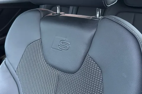 DN71TXE Audi Q2 Black Edition 35 TFSI 150 PS 6-speed Thumbnail #45