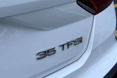 DN71TXE Audi Q2 Black Edition 35 TFSI 150 PS 6-speed Thumbnail #49