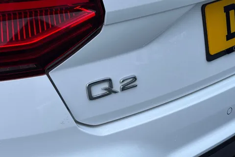 DN71TXE Audi Q2 Black Edition 35 TFSI 150 PS 6-speed Thumbnail #50