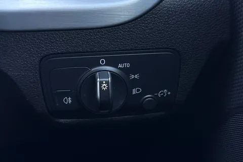 DN71TXE Audi Q2 Black Edition 35 TFSI 150 PS 6-speed Thumbnail #52