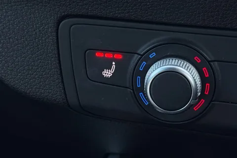 DN71TXE Audi Q2 Black Edition 35 TFSI 150 PS 6-speed Thumbnail #59