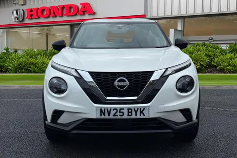 NV25BYK Nissan Juke 1.0 DiG-T Acenta Premium 5dr DCT Thumbnail #5
