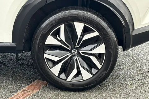 NV25BYK Nissan Juke 1.0 DiG-T Acenta Premium 5dr DCT Thumbnail #15