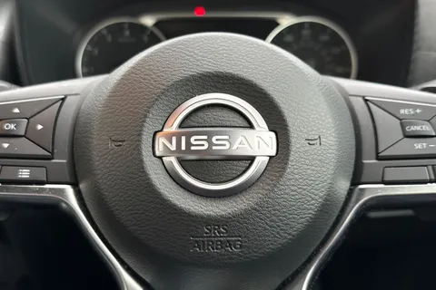 NV25BYK Nissan Juke 1.0 DiG-T Acenta Premium 5dr DCT Thumbnail #35