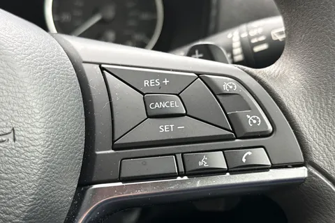 NV25BYK Nissan Juke 1.0 DiG-T Acenta Premium 5dr DCT Thumbnail #37