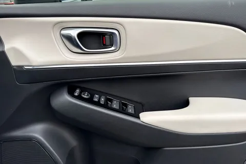 RA74EPL Honda HR-V 1.5 eHEV Advance Style 5dr CVT Thumbnail #24