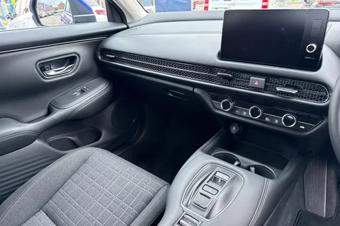 RX75UKS Honda ZR-V 2.0 eHEV Elegance 5dr CVT Thumbnail #34