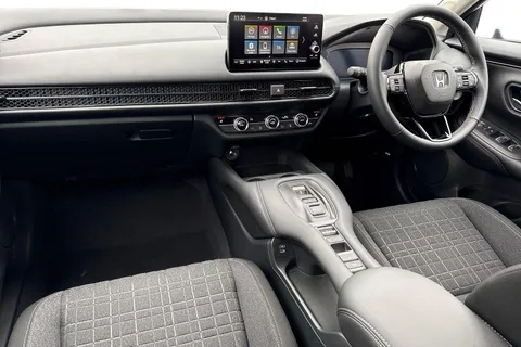 RX75ULU Honda ZR-V 2.0 eHEV Elegance 5dr CVT Thumbnail #17