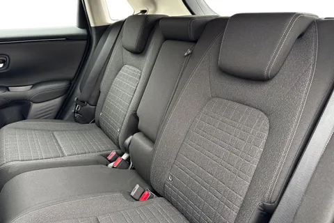 RX75ULU Honda ZR-V 2.0 eHEV Elegance 5dr CVT Thumbnail #19