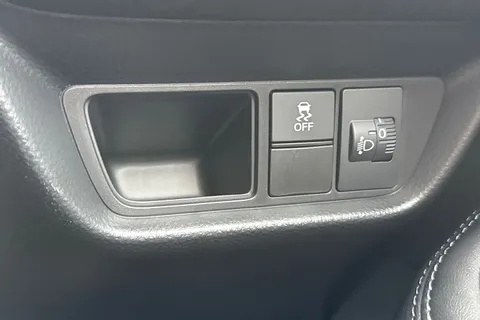 RX75ULU Honda ZR-V 2.0 eHEV Elegance 5dr CVT Thumbnail #37