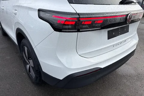 Volkswagen Tiguan 2.0 TDI Match DSG Euro 6 (s/s) 5dr Thumbnail #7