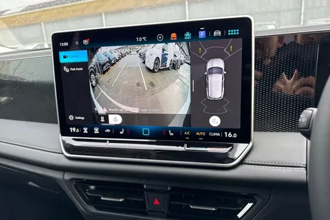 Volkswagen Tiguan 2.0 TDI Match DSG Euro 6 (s/s) 5dr Thumbnail #44