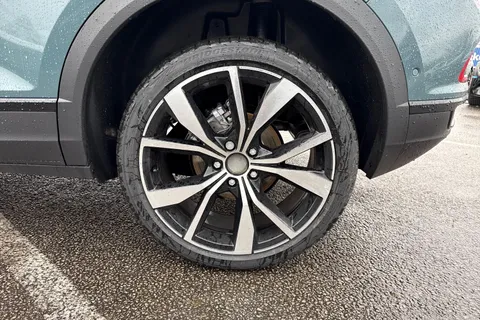  Volkswagen T-Roc 1.0 TSI Style Design Euro 6 (s/s) 5dr Thumbnail #10