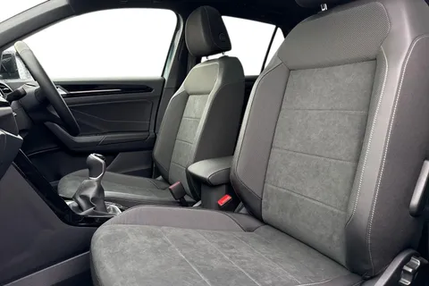  Volkswagen T-Roc 1.0 TSI Style Design Euro 6 (s/s) 5dr Thumbnail #15