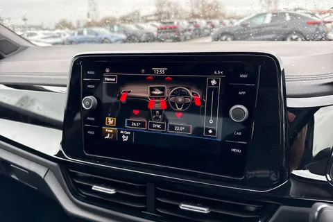  Volkswagen T-Roc 1.0 TSI Style Design Euro 6 (s/s) 5dr Thumbnail #21