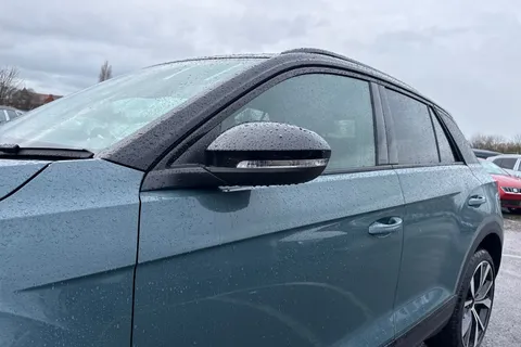  Volkswagen T-Roc 1.0 TSI Style Design Euro 6 (s/s) 5dr Thumbnail #25