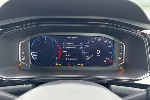  Volkswagen T-Roc 1.0 TSI Style Design Euro 6 (s/s) 5dr Thumbnail #34