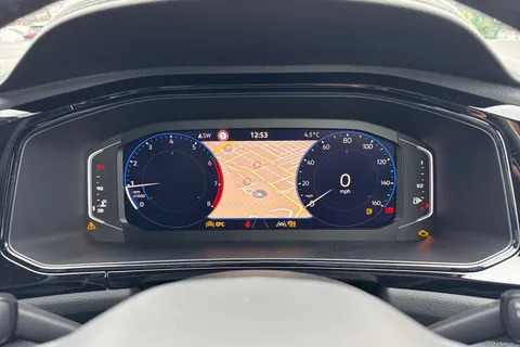  Volkswagen T-Roc 1.0 TSI Style Design Euro 6 (s/s) 5dr Thumbnail #35