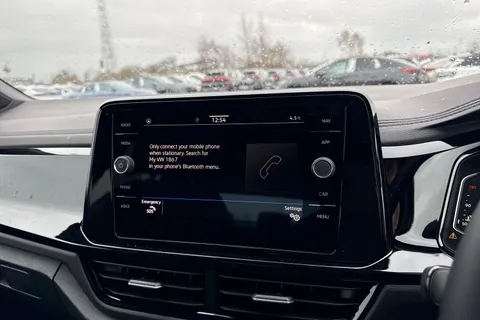  Volkswagen T-Roc 1.0 TSI Style Design Euro 6 (s/s) 5dr Thumbnail #45