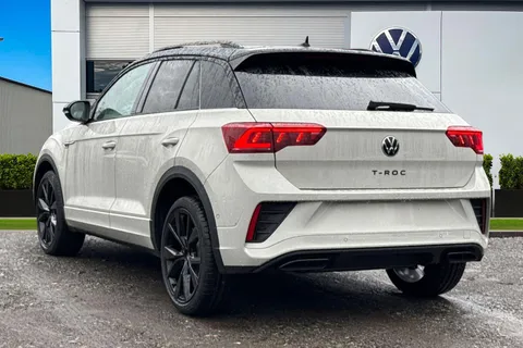 Volkswagen T-Roc 1.5 TSI Black Edition Plus Euro 6 (s/s) 5dr Thumbnail #3