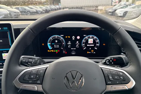  Volkswagen Tiguan 2.0 TDI Match DSG Euro 6 (s/s) 5dr Thumbnail #32