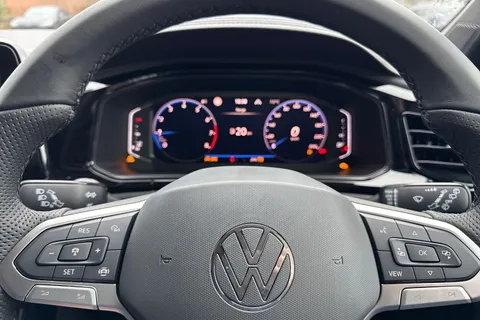 Volkswagen T-Roc 1.5 TSI Black Edition Plus Euro 6 (s/s) 5dr Thumbnail #33