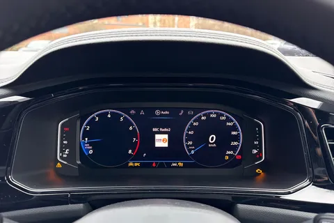 Volkswagen T-Roc 1.5 TSI Black Edition Plus Euro 6 (s/s) 5dr Thumbnail #39