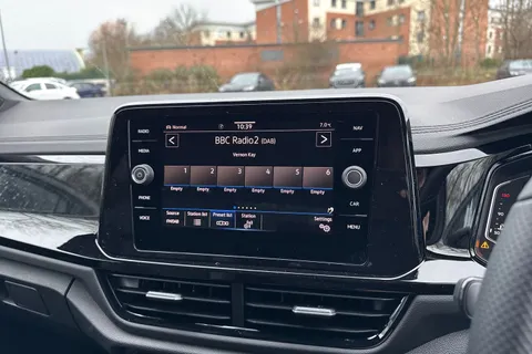 Volkswagen T-Roc 1.5 TSI Black Edition Plus Euro 6 (s/s) 5dr Thumbnail #44