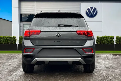 Volkswagen T-Roc 1.5 TSI Style Design DSG Euro 6 (s/s) 5dr Thumbnail #5