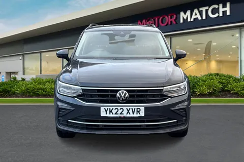 5 of 44 for Volkswagen Tiguan 2.0 TDI Life Euro 6 (s/s) 5dr