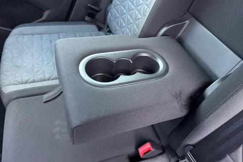 28 of 44 for Volkswagen Tiguan 2.0 TDI Life Euro 6 (s/s) 5dr