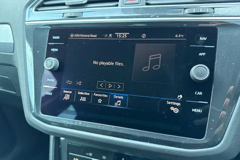 36 of 44 for Volkswagen Tiguan 2.0 TDI Life Euro 6 (s/s) 5dr