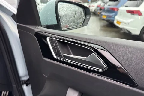  Volkswagen Polo 1.0 TSI Edition 50 Euro 6 (s/s) 5dr Thumbnail #20