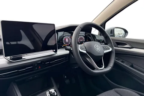 Volkswagen Golf 1.5 TSI Life Euro 6 (s/s) 5dr Thumbnail #17