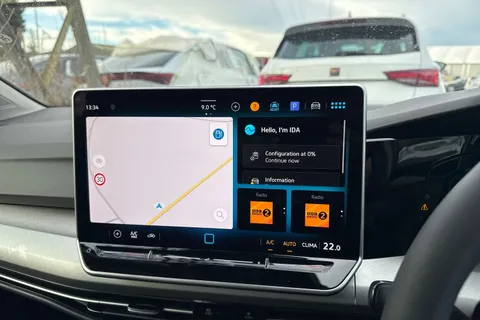  Volkswagen Golf 1.5 TSI Life Euro 6 (s/s) 5dr Thumbnail #34